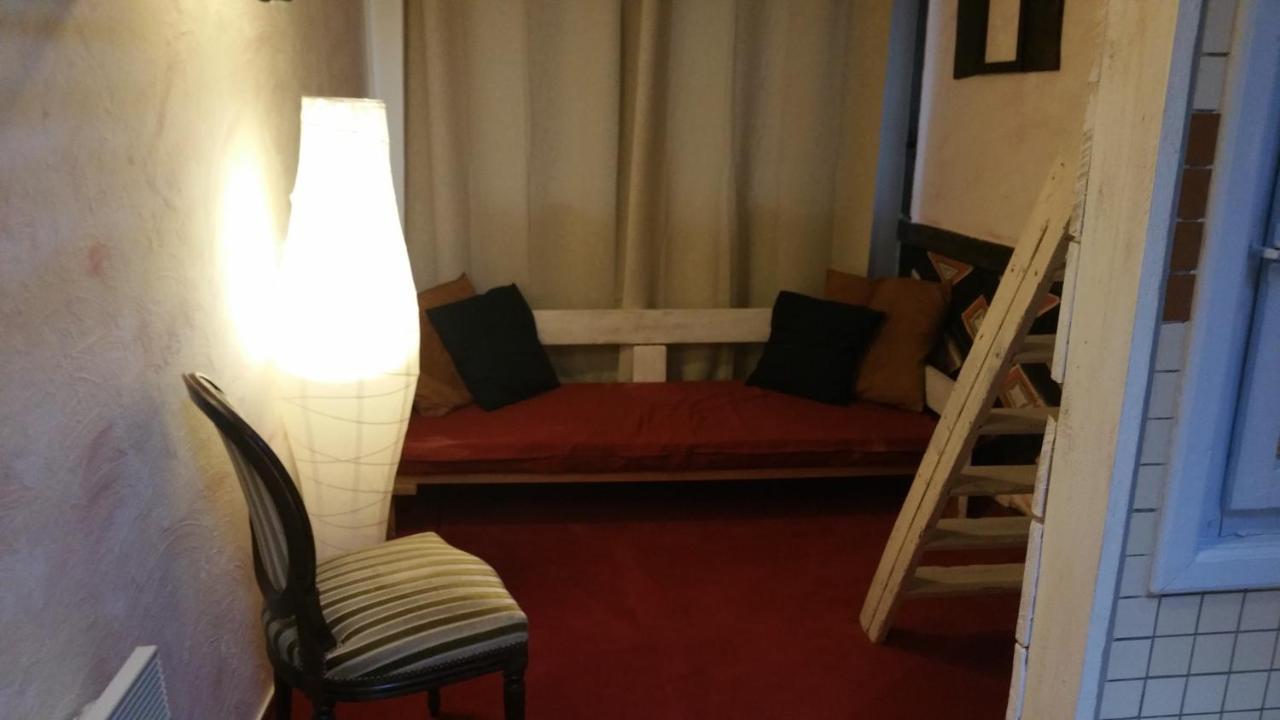 Chambres Touristiques La Cour Des Hotes Ομπερναί Εξωτερικό φωτογραφία